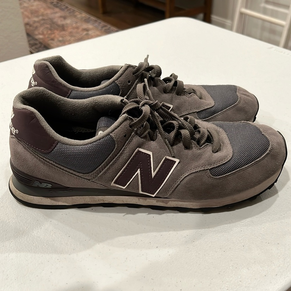 New Balance 574 Men’s Size 14 Shoes - Width D - Grey & Purple